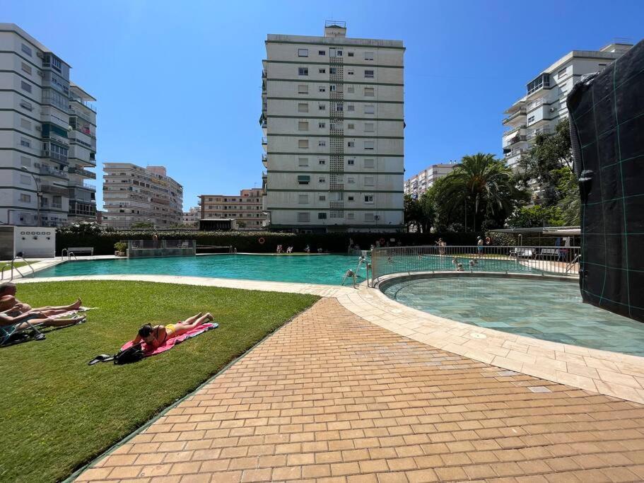 Apartamento Ginebra Torre Del Mar Dış mekan fotoğraf