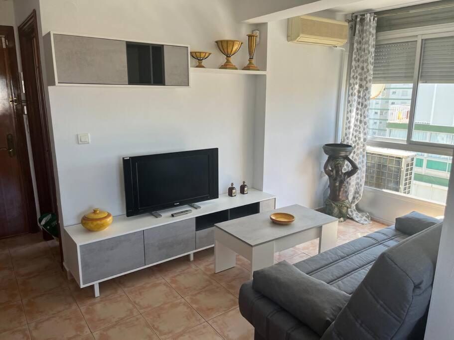 Apartamento Ginebra Torre Del Mar Dış mekan fotoğraf