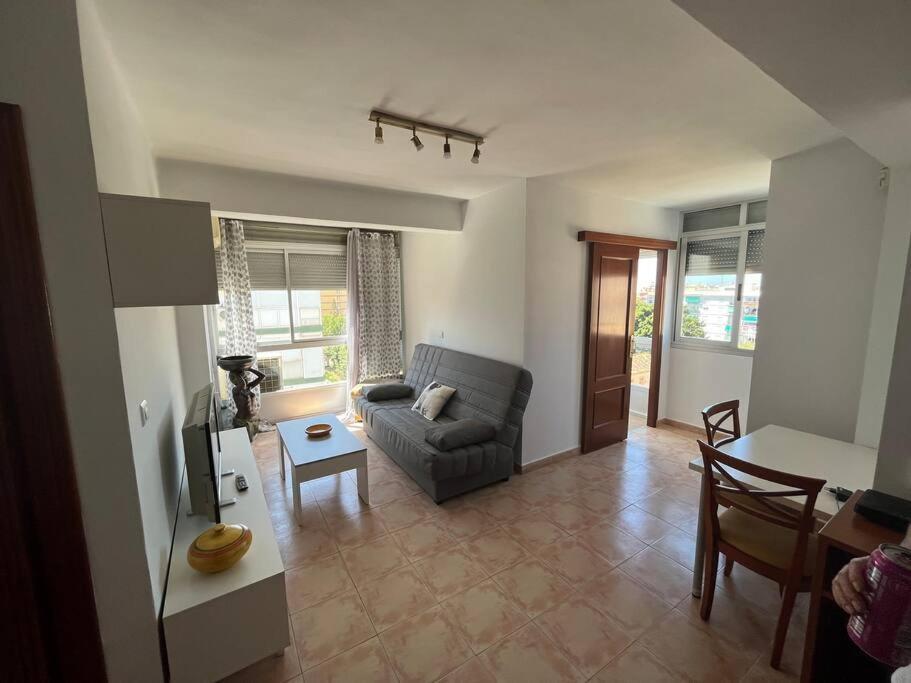 Apartamento Ginebra Torre Del Mar Dış mekan fotoğraf